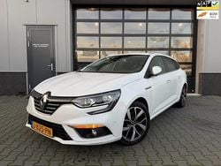 Wit Gebruikt 2020 Renault Mégane GrandTour Bose Edition Stationwagen | € 13.950 (Eerlijke prijs)