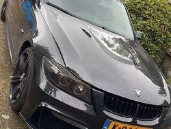 Zwart Gebruikt 2005 BMW 330 Sedan | € 4.500