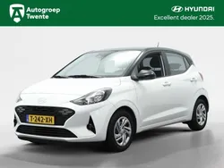 Wit Gebruikt 2023 Hyundai i10 Comfort Hatchback | € 16.240 (Eerlijke prijs)
