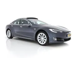 Grijs metallic Gebruikt 2018 Tesla Model S Sedan | € 28.645 (Goede deal)