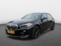Zwart Gebruikt 2020 BMW 118 Executive Hatchback | € 19.145 (Eerlijke prijs)