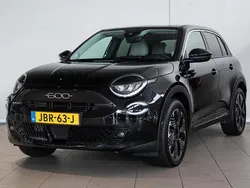 Zwart Gebruikt 2024 Fiat 600 La Prima SUV | € 29.090 (Eerlijke prijs)