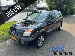 Zwart Gebruikt 2007 Ford Fusion MPV | € 1.975 (Eerlijke prijs)