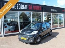 Zwart Gebruikt 2014 Peugeot 107 Envy Hatchback | € 5.850 (Iets duurder)