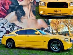 Geel Gebruikt 2006 Dodge Charger Limited Sedan | € 16.500