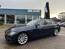 Blauw Gebruikt 2013 BMW 320 Efficient Dynamics Sedan | € 11.495 (Eerlijke prijs)