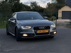 Grijs Gebruikt 2013 Audi A4 S-Line Sedan | € 8.950 (Duur)