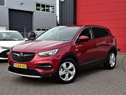 Rood Gebruikt 2018 Opel Grandland X Innovation SUV | € 15.999 (Eerlijke prijs)