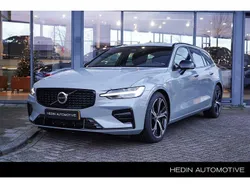 Grijs Gebruikt 2024 Volvo V60 Plus Stationwagen | € 52.995