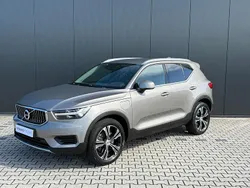 Grijs Gebruikt 2022 Volvo XC40 Inscription SUV | € 35.940 (Eerlijke prijs)