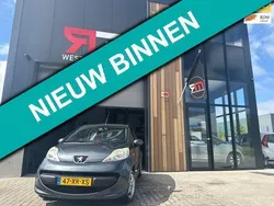 Grijs Gebruikt 2007 Peugeot 107 Urban Move Hatchback | € 1.750 (Eerlijke prijs)