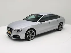 Grijs Gebruikt 2017 Audi A5 Sport Coupé | € 21.950 (Eerlijke prijs)