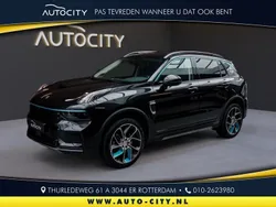 Zwart, metallic lak Gebruikt 2022 Lynk & Co 01 SUV | € 24.400 (Eerlijke prijs)