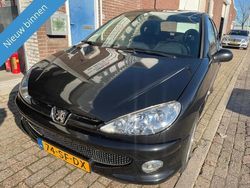 Zwart Gebruikt 2005 Peugeot 206 Hatchback | € 1.449 (Eerlijke prijs)