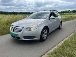 Grijs, metallic lak Gebruikt 2010 Opel Insignia Edition Stationwagen | € 2.500 (Super prijs)