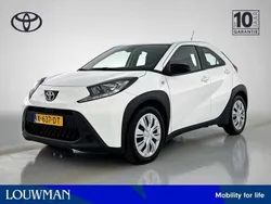 Wit Gebruikt 2023 Toyota Aygo Play Hatchback | € 15.950 (Goede deal)