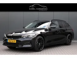 Zwart Gebruikt 2020 BMW 330 Executive Stationwagen | € 29.950 (Eerlijke prijs)