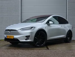 Grijs, metallic lak Gebruikt 2016 Tesla Model X SUV | € 39.999 (Iets duurder)