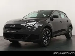 Zwart Nieuw 2025 Fiat 600 Urban SUV | € 31.490 (Eerlijke prijs)