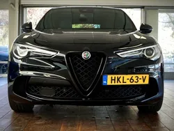 Zwart, metallic lak Gebruikt 2021 Alfa Romeo Stelvio Quadrifoglio SUV | € 84.950