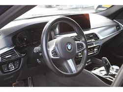 Blauw, metallic lak Gebruikt 2021 BMW 530 Executive Sedan | € 44.950 (Duur)