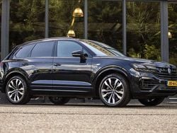 Blauw Gebruikt 2021 VW Touareg R-line SUV | € 49.950 (Eerlijke prijs)