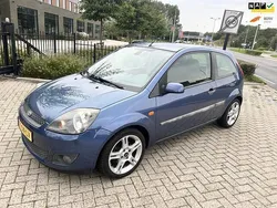 Blauw Gebruikt 2006 Ford Fiesta Futura Hatchback | € 995 (Goede deal)