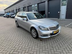 Grijs Gebruikt 2014 Mercedes C180 Stationwagen | € 5.499 (Eerlijke prijs)