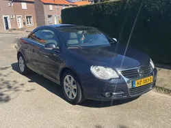 Blauw Gebruikt 2006 VW Eos Cabriolet | € 5.000 (Eerlijke prijs)