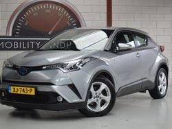 Grijs (metallic) Gebruikt 2017 Toyota C-HR+ SUV | € 16.880