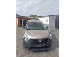 Bruin Gebruikt 2019 Dacia Dokker Van | € 9.450 (Eerlijke prijs)