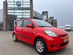 Rood Gebruikt 2010 Daihatsu Sirion Hatchback | € 2.990 (Eerlijke prijs)