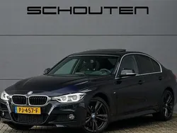 Zwart Gebruikt 2017 BMW 330 M Sport Sedan | € 25.900 (Eerlijke prijs)