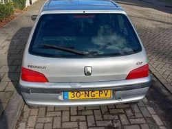 Grijs Gebruikt 2003 Peugeot 106 Hatchback | € 650 (Goede deal)