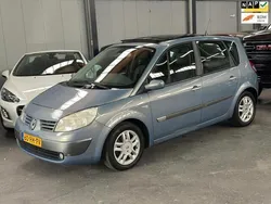 Blauw Gebruikt 2005 Renault Scénic II Luxe MPV | € 1.999 (Goede deal)