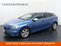 Blauw Gebruikt 2019 Volvo V40 R-Design Stationwagen | € 17.940 (Goede deal)