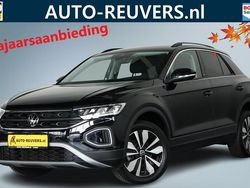 Zwart Gebruikt 2023 VW T-Roc Move SUV | € 22.900 (Goede deal)