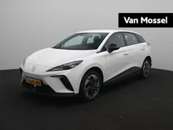 Wit Gebruikt 2023 MG MG4 EV Hatchback | € 19.995 (Eerlijke prijs)