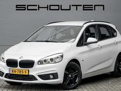 Wit Gebruikt 2017 BMW 218 Active Tourer Sport Line MPV | € 15.400 (Eerlijke prijs)