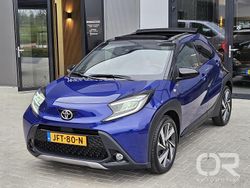 Blauw Gebruikt 2022 Toyota Aygo Envy Hatchback | € 19.949 (Iets duurder)