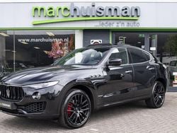 Zwart Gebruikt 2018 Maserati Levante SUV | € 62.345