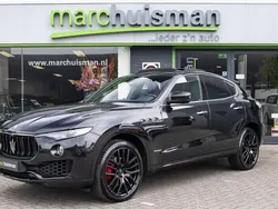 Zwart Gebruikt 2018 Maserati Levante SUV | € 67.345