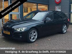 Zwart Gebruikt 2019 BMW 318 M Sport Stationwagen | € 15.700 (Eerlijke prijs)
