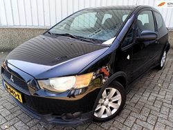 Zwart Gebruikt 2012 Mitsubishi Colt Hatchback | € 3.495 (Eerlijke prijs)