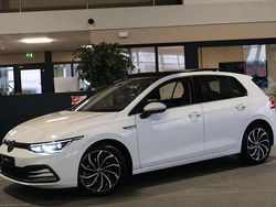 Wit Gebruikt 2020 VW Golf VII Style Hatchback | € 20.950 (Eerlijke prijs)