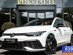 Wit, metallic lak Gebruikt 2023 VW Golf VIII GTI Hatchback | € 39.900 (Eerlijke prijs)