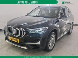 Zwart, metallic lak Gebruikt 2020 BMW X1 Executive SUV | € 33.950 (Eerlijke prijs)