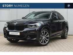 M carbonschwarz (donker zwart metallic) Gebruikt 2021 BMW X4 Comfort Edition SUV | € 43.950 (Super prijs)