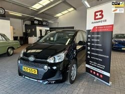 Zwart Gebruikt 2019 Hyundai i10 Comfort Hatchback | € 8.750 (Goede deal)