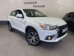 Wit, metallic lak Gebruikt 2017 Mitsubishi ASX Instyle SUV | € 14.995 (Goede deal)
